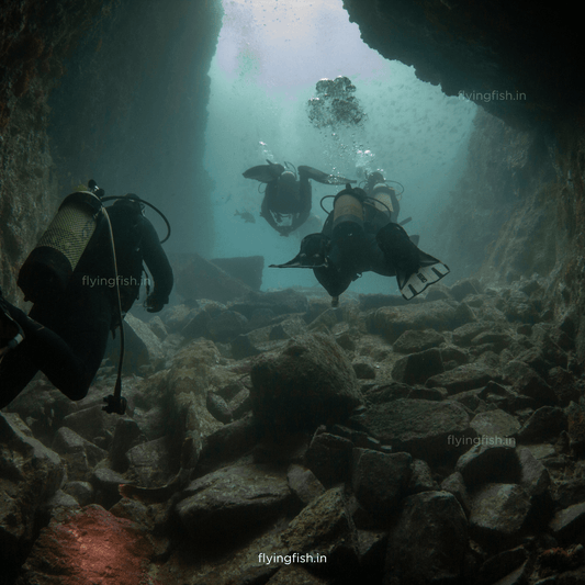 Top 7 world's best places to go cave diving | Scuba Diving in Goa | FlyingFish Scuba School - FLYING FISH DIVING INDIA PRIVATE LIMITED