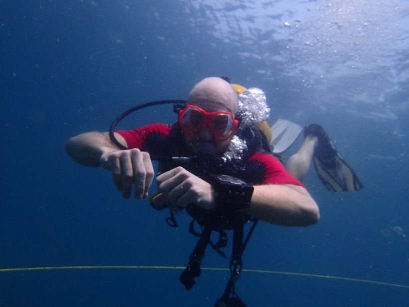 Scuba Diving Lessons for Beginners - Complete Guide for Your First Dive